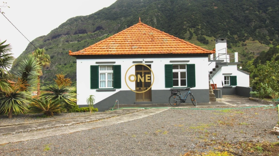 Moradia T4 para Venda em São Vicente