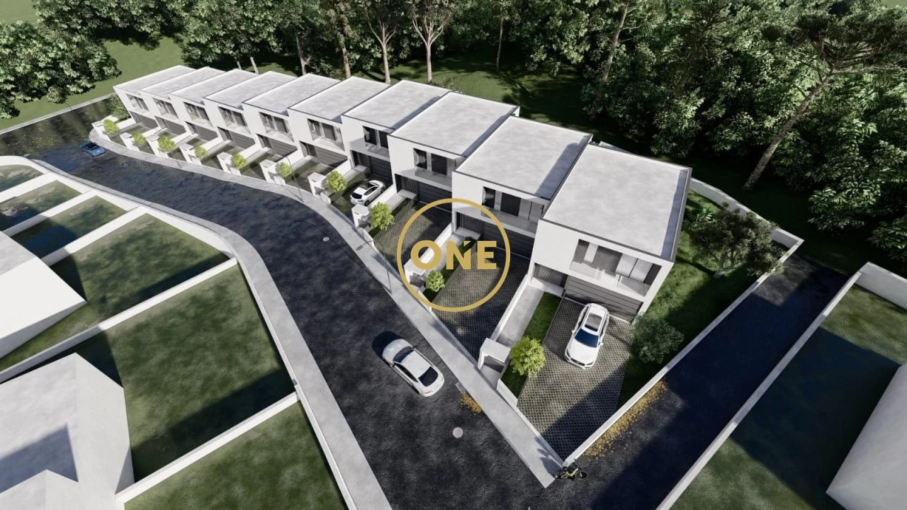 Moradia T3 para Venda em Lanhoso Foto 2