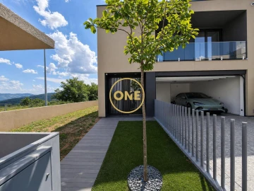 Moradia T3 para Venda em Lanhoso