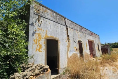 Prédio para Venda em Loule (São Clemente)
