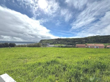 Terreno para Venda em Praia do Almoxarife