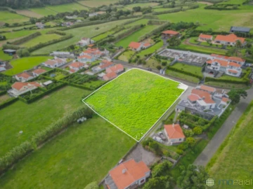 Terreno para Venda em Praia do Almoxarife