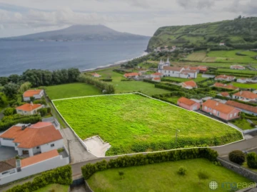 Terreno para Venda em Praia do Almoxarife