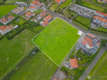Terreno para Venda em Praia do Almoxarife