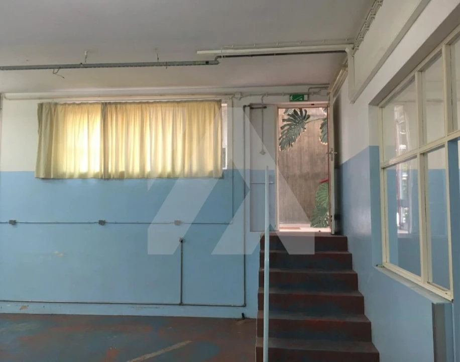 Armazém para Arrendamento em Vila de Cucujães Foto 14