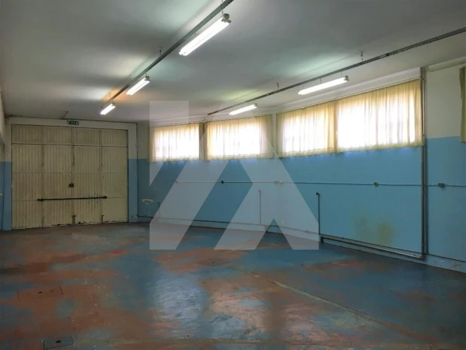 Armazém para Arrendamento em Vila de Cucujães Foto 13