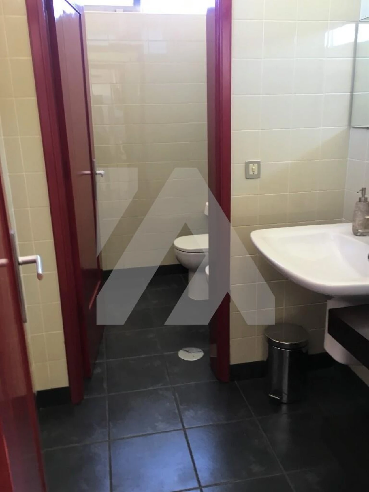 Armazém para Arrendamento em Vila de Cucujães Foto 22