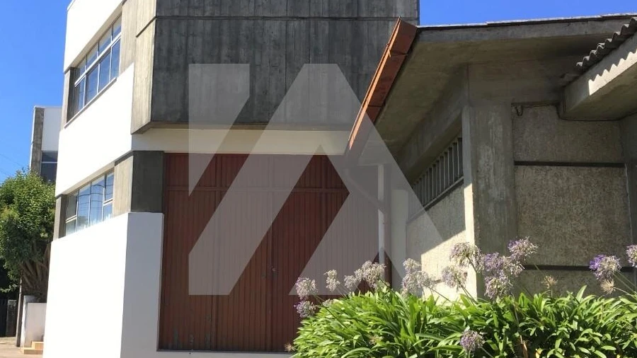 Armazém para Arrendamento em Vila de Cucujães