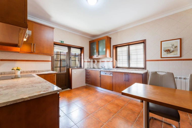 Moradia T4 para Venda em Apúlia e Fão Foto 9