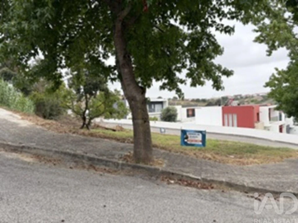 Terreno para Venda em Leiria, Pousos, Barreira e Cortes Foto 1