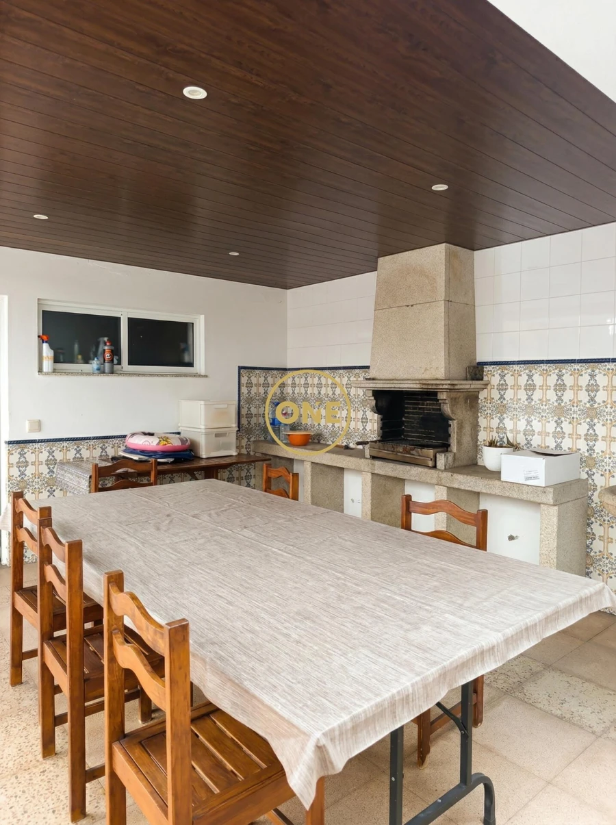 Moradia T5 para Venda em Nogueira, Fraião e Lamaçães Foto 17