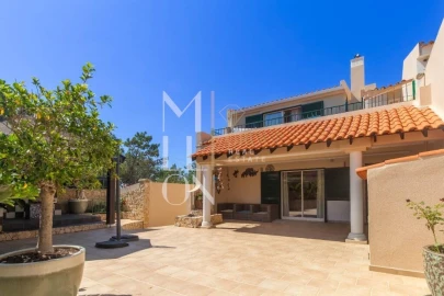 Moradia T3 para Venda em Albufeira e Olhos de Água