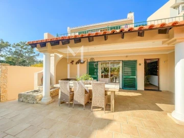 Moradia T3 para Venda em Albufeira e Olhos de Água