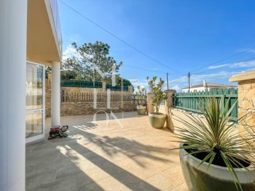 Moradia T3 para Venda em Albufeira e Olhos de Água