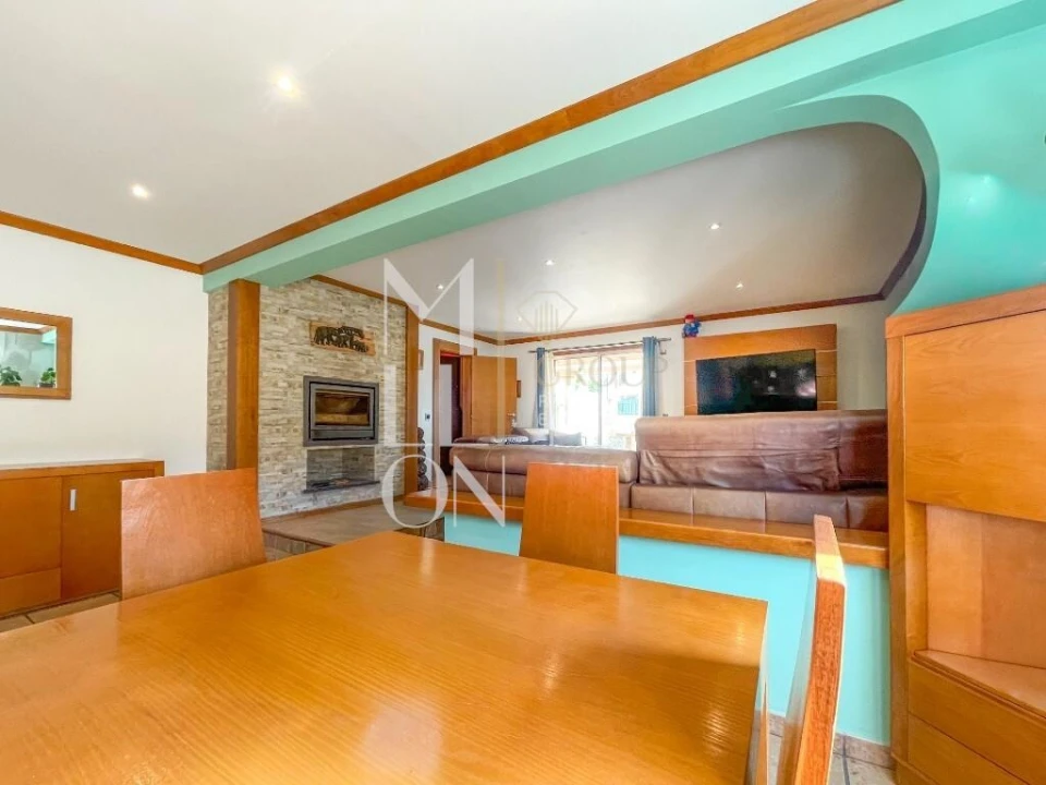 Moradia T3 para Venda em Albufeira e Olhos de Água Foto 7