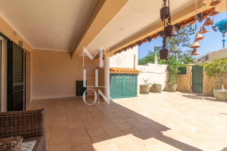 Moradia T3 para Venda em Albufeira e Olhos de Água Foto 43