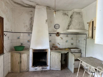 Moradia T4 para Venda em Loule (São Sebastião)