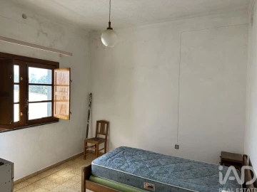 Moradia T4 para Venda em Loule (São Sebastião)