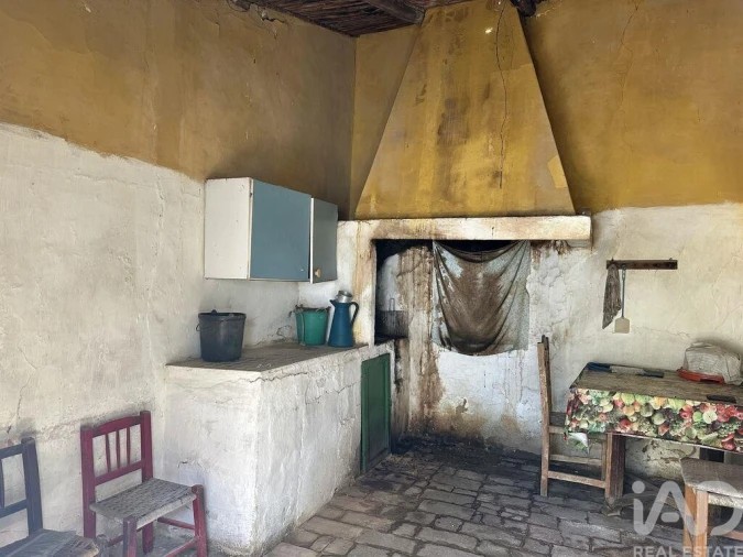 Moradia T4 para Venda em Loule (São Sebastião) Foto 16