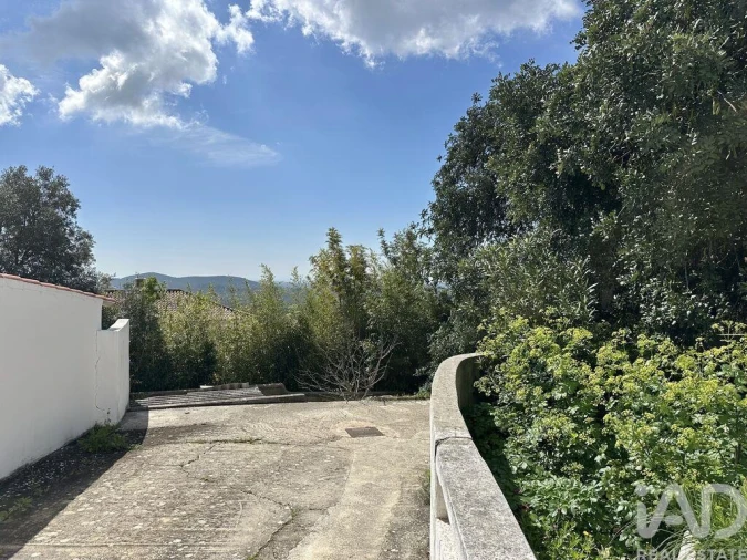 Moradia T4 para Venda em Loule (São Sebastião) Foto 3