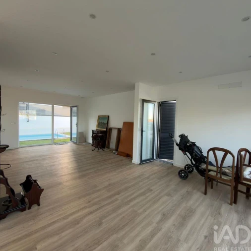 Moradia T3 para Arrendamento em Rio de Mouro Foto 10