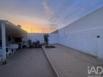 Moradia T3 para Venda em Cabeça Gorda