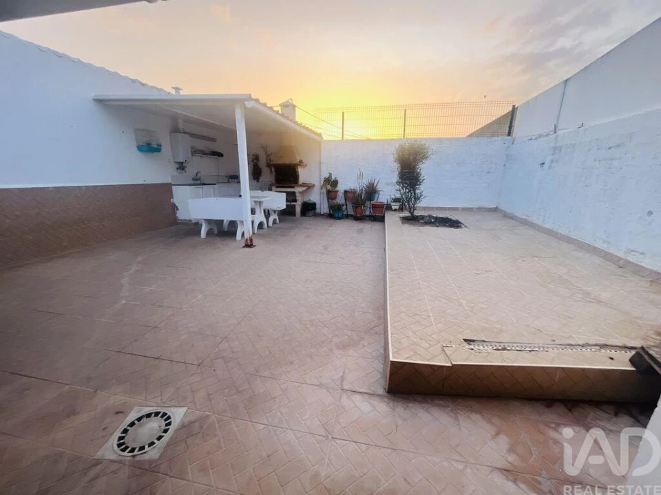 Moradia T3 para Venda em Cabeça Gorda Foto 13