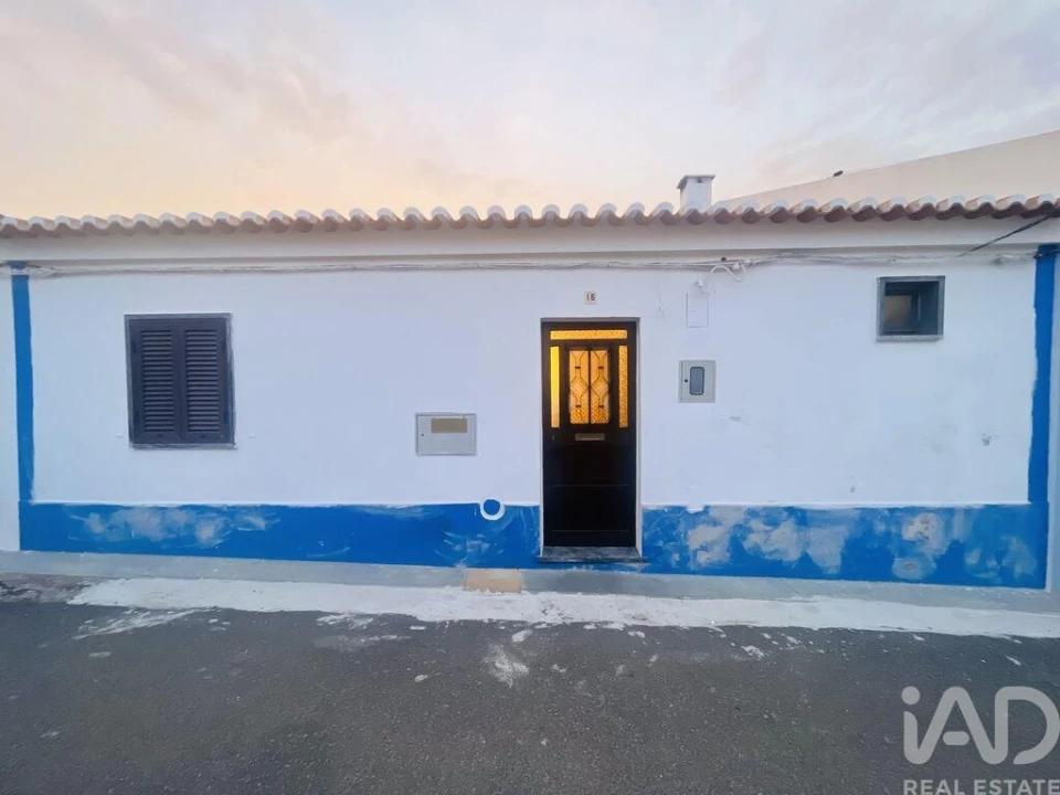 Moradia T3 para Venda em Cabeça Gorda Foto 21