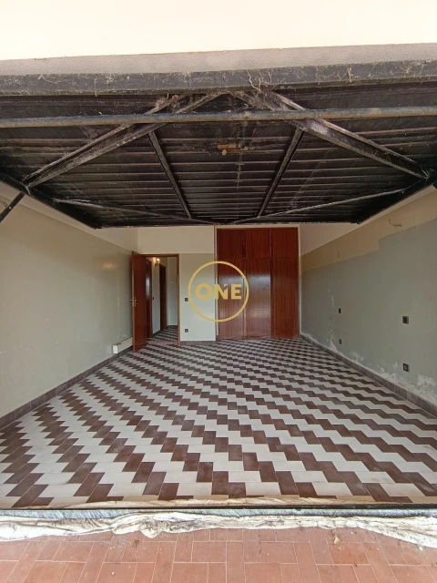 Moradia T8 para Venda em Vila de Punhe