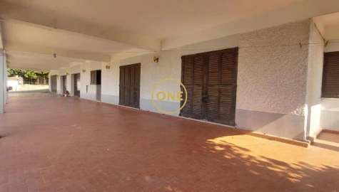 Moradia T7 para Venda em Vila de Punhe