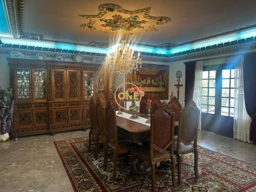 Moradia T7 para Venda em Vila de Punhe