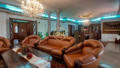 Moradia T7 para Venda em Vila de Punhe