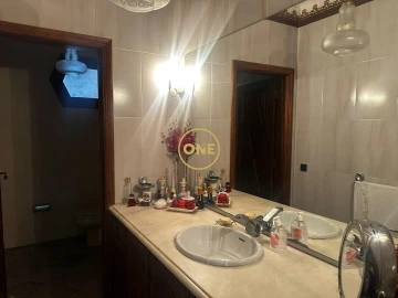 Moradia T7 para Venda em Vila de Punhe