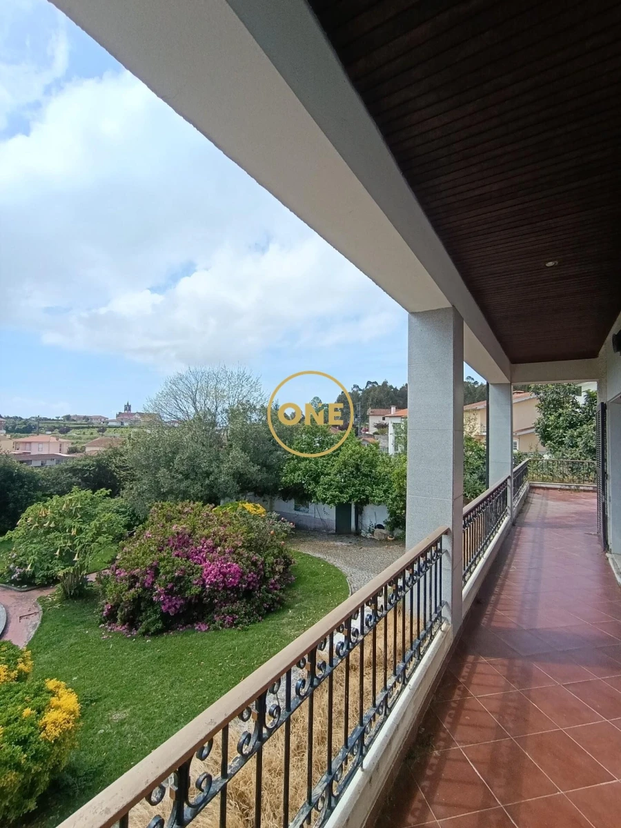 Moradia T8 para Venda em Vila de Punhe Foto 34