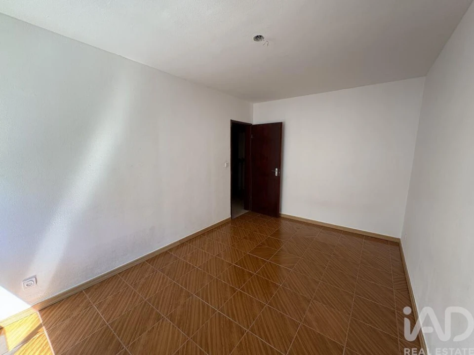 Apartamento T3 para Venda em Palmela Foto 14