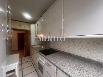 Apartamento T2 para Venda em Póvoa de Varzim, Beiriz e Argivai
