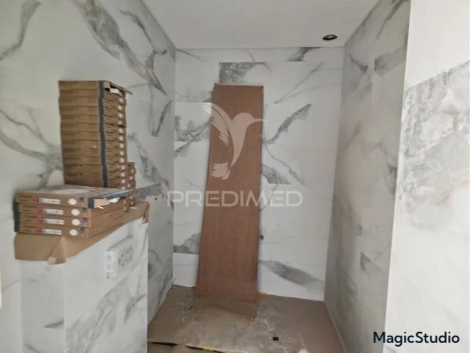 Apartamento T2 para Venda em Corroios Foto 13