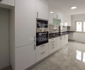 Apartamento T2 para Venda em Corroios