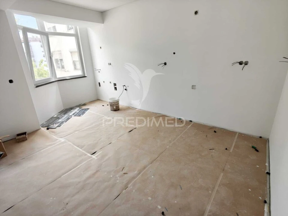 Apartamento T2 para Venda em Corroios Foto 10