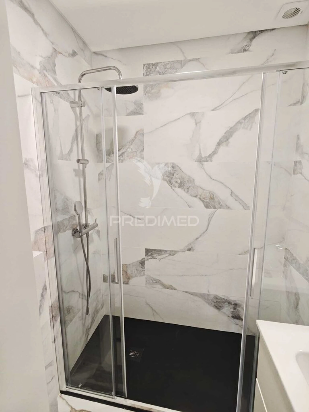 Apartamento T2 para Venda em Corroios Foto 10