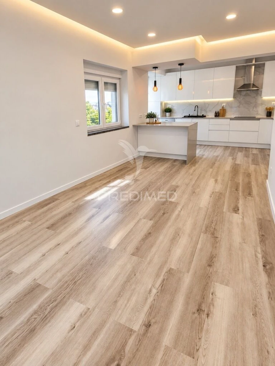 Apartamento T2 para Venda em Corroios Foto 5
