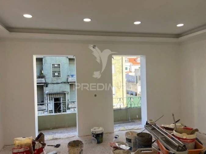 Apartamento T2 para Venda em Corroios Foto 10