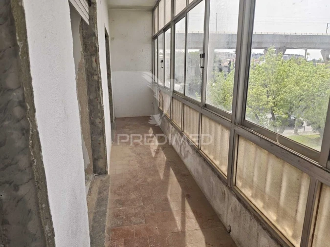 Apartamento T2 para Venda em Corroios Foto 16