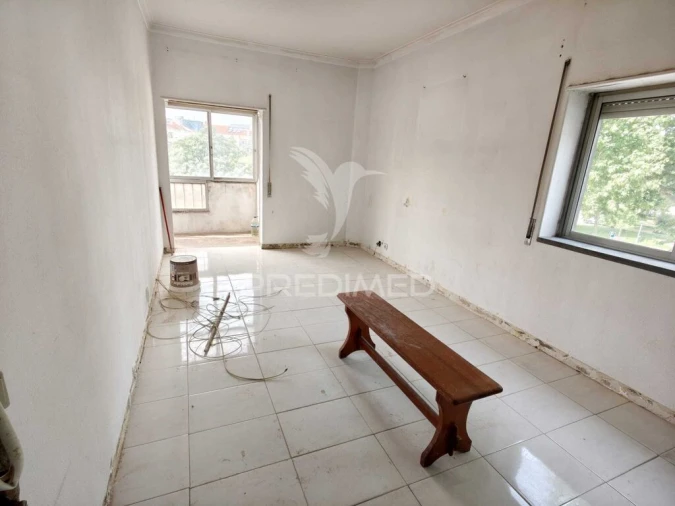 Apartamento T2 para Venda em Corroios Foto 8