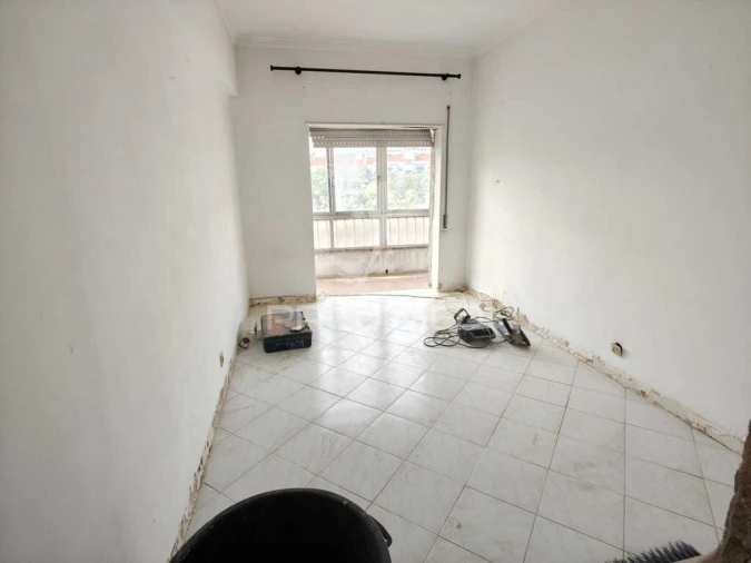 Apartamento T2 para Venda em Corroios Foto 17