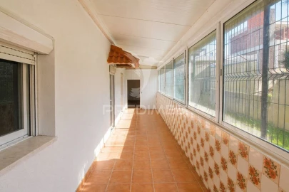 Moradia T4 para Venda em Sesimbra (Castelo)