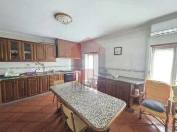 Apartamento T3 para Venda em Vila Verde e Barbudo