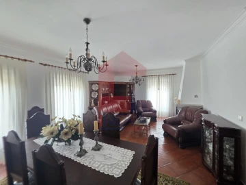 Apartamento T3 para Venda em Vila Verde e Barbudo