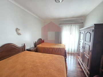 Apartamento T3 para Venda em Vila Verde e Barbudo