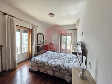 Apartamento T3 para Venda em Vila Verde e Barbudo